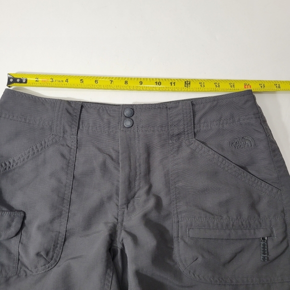 The North Face Women's Gray Outdoor Hiking Shorts Size 12 Long - Picture 10 of 13